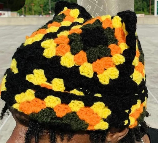 Bonnet Cat Granny Square – Style Félin – 100% Coton – Fait Main – €24,99