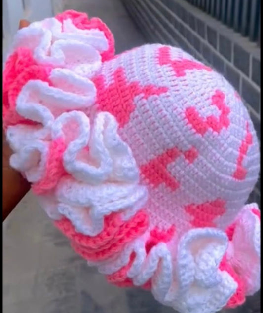 Bonnet Froufrous 2 Couleurs – Artisanat Guinéenne – 100% Coton – Style Unique – Confort Optimal – €24,99